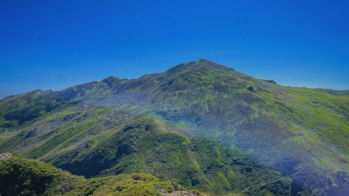 Le massif de Tabe