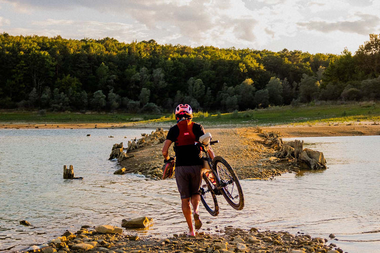 fabrication artisanale sac bikepacking Velocidade