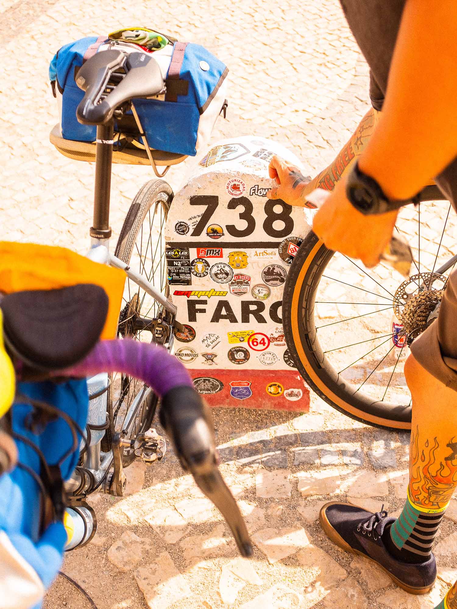 アクセサリー CARRADICE bagman M size Bagman Sport Saddlebag Support Rack